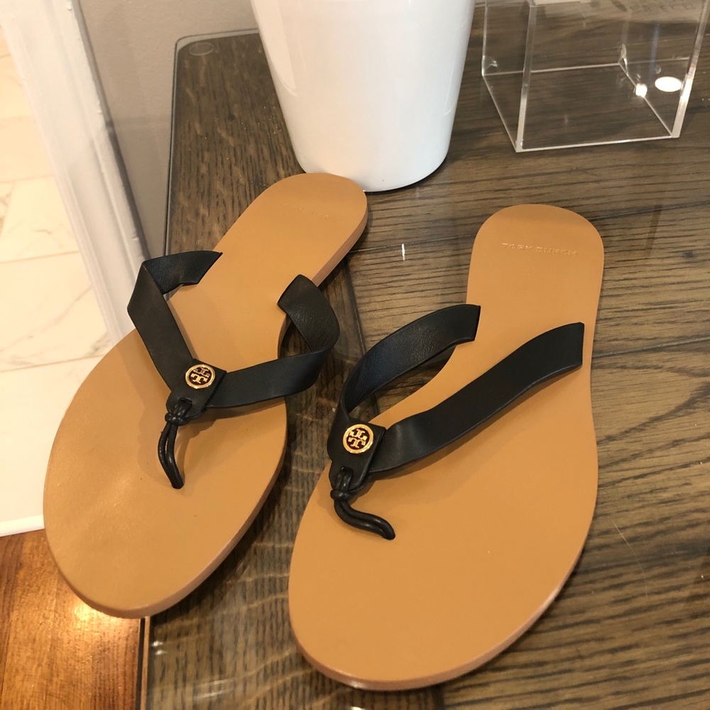 Tory Burch Manon leather thong sandal 🩴